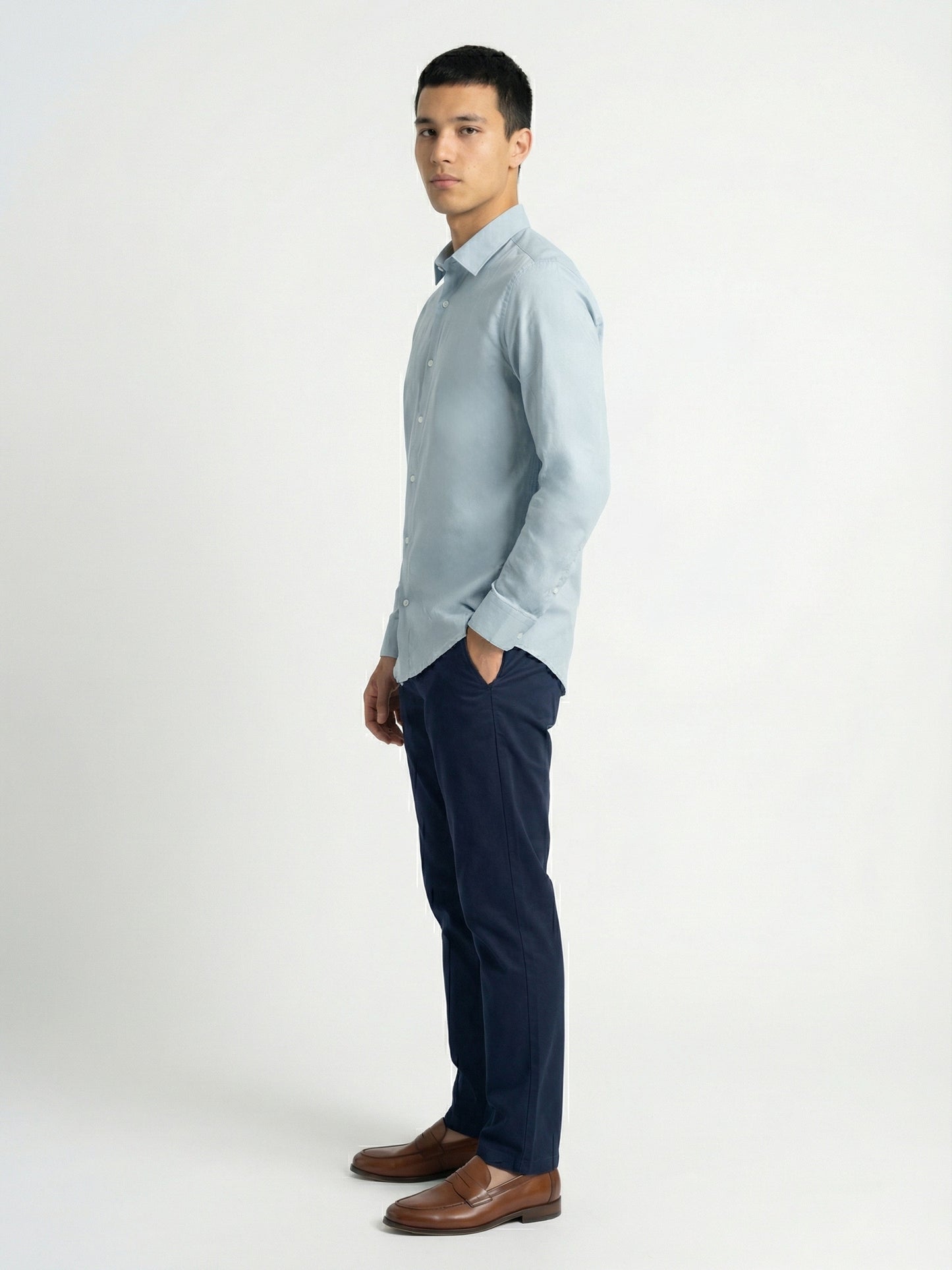 Chemise habillée bleu clair Kobacci coupe slim, finition satinée